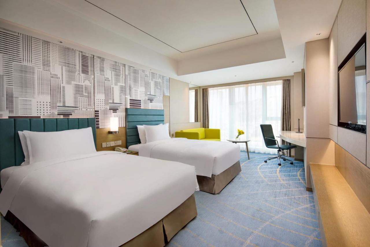 Holiday Inn & Suites Lanzhou Center, An Ihg Hotel Екстериор снимка